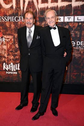 Georg Preusse with husband Jack Amsler at the premiere of the musical Wir sind am Leben Das Berlin Musical at the Theater des Westens Berlin, 21 03 2026 Foto:xN.xKubelkax xFuturexImagex leben_6341