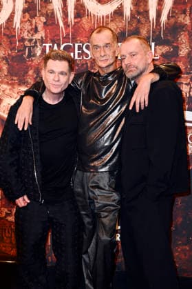 Peter Plate, Georg Uecker and Ulf Leo Sommer at the premiere of the musical Wir sind am Leben Das Berlin Musical at the Theater des Westens Berlin, 21 03 2026 Foto:xN.xKubelkax xFuturexImagex leben_6348