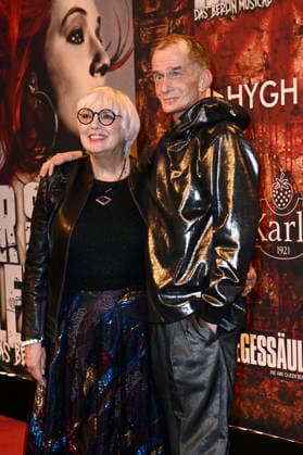 Claudia Roth and Georg Uecker at the premiere of the musical Wir sind am Leben Das Berlin Musical at the Theater des Westens Berlin, 21 03 2026 Foto:xN.xKubelkax xFuturexImagex leben_6350