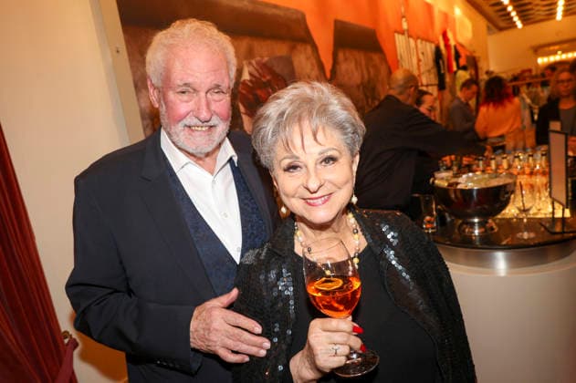 Dagmar Frederic with husband Klaus Lenk at the premiere of the musical Wir sind am Leben Das Berlin Musical at the Theater des Westens Berlin, 21 03 2026 Foto:xB.xDummerx xFuturexImagex leben_6364
