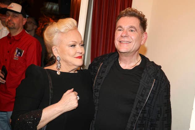 Angelika Milster and Peter Plate at the premiere of the musical Wir sind am Leben Das Berlin Musical at the Theater des Westens Berlin, 21 03 2026 Foto:xB.xDummerx xFuturexImagex leben_6365