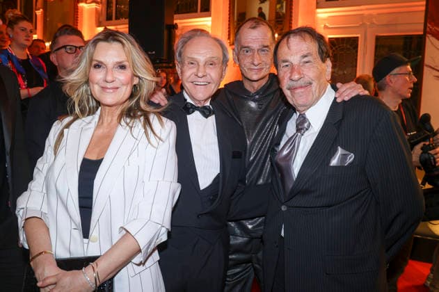 Kim Fisher, Georg Preusse, Georg Uecker and Jack Amsler at the premiere of the musical Wir sind am Leben Das Berlin Musical at the Theater des Westens Berlin, 21 03 2026 Foto:xB.xDummerx xFuturexImagex leben_6369