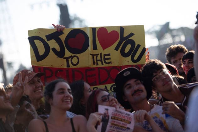 SaO PAULO, SP - 22.03.2026: LOLLAPALOOZA BRASIL 2026 - Fans of Djo on the afternoon of this Sunday (22), the last day of the Lollapalooza festival, held at the Interlagos racetrack in Sao Paulo, SP. x2910115x  RodileixMorais