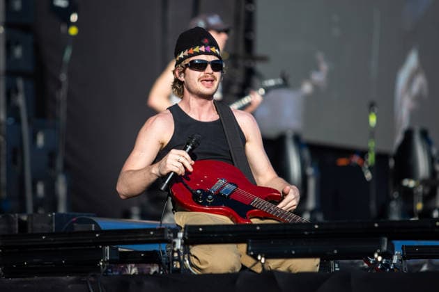 SaO PAULO, SP - 22.03.2026: LOLLAPALOOZA BRASIL 2026 - Djo, musical project of singer Joe Kerry (Steve, from Stranger Things) in a show on the afternoon of this Sunday (22), last day of the Lollapalooza festival, held at the Interlagos racetrack in Sao Paulo, SP. x2910120x  RodileixMorais