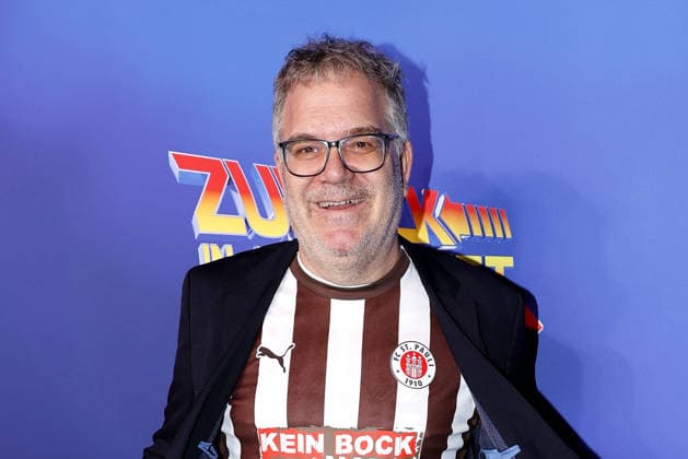 Elton at the Zurueck in die Zukunft musical premiere on 22 03 2026 at the Stage Operettenhaus in Hamburg Zurueck in die Zukunft musical premiere in Hamburg
