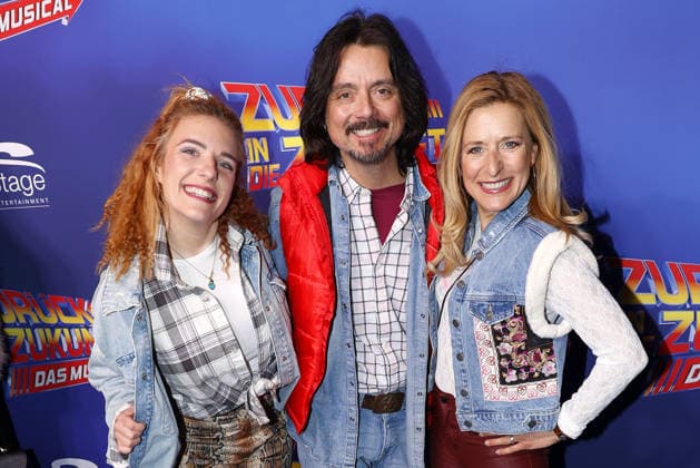 Johanna Mross, Lanny Lanner and Stefanie Hertel at the Zurueck in die Zukunft musical premiere on 22 03 2026 at the Stage Operettenhaus in Hamburg Zurueck in die Zukunft musical premiere in Hamburg