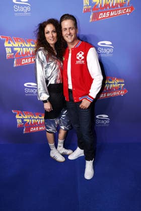 Alexander Klaws and his sister Melanie Klaws at the Zurueck in die Zukunft musical premiere on 22 03 2026 at the Stage Operettenhaus in Hamburg Zurueck in die Zukunft musical premiere in Hamburg