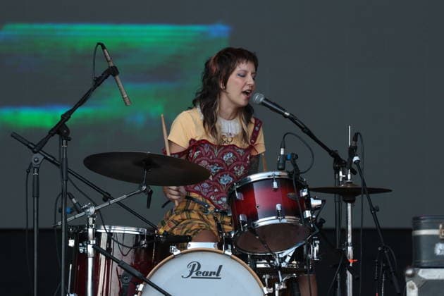 SaO PAULO, SP - 22.03.2026: LOLLAPALOOZA BRASIL 2026 - The Rio de Janeiro band Orua, playing and singing lots of psychedelic indie rock, lo-fi and afrobeat, takes to the Flying Fish stage on Sunday afternoon (22), at Lollapalooza 2026. The festival takes place at the Interlagos racetrack, in the south of Sao Paulo. x2910164x  AngÃ licaxAlves