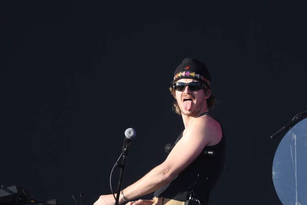 DJO debuts in Brazil with a show at Lollapalooza Brazil 2026. Sao Paulo (SP), 03 22 2026 Lollapalooza Brazil Show DJO Musician DJO, a musical project by actor Joe Keery, known for playing Steve Harrington in the series Stranger Things, makes his first appearance in Brazil during the Lollapalooza Brazil festival, at the Interlagos racetrack in Sao Paulo. The show took place on the Budweiser stage and marked the artist s debut in the country, this Sunday, March 22, 2026. (Foto: Leco Viana Thenews2 imago images) DJO debuts in Brazil with a show at Lollapalooza Brazil 2026.  Copyright: xLecoxVianax
