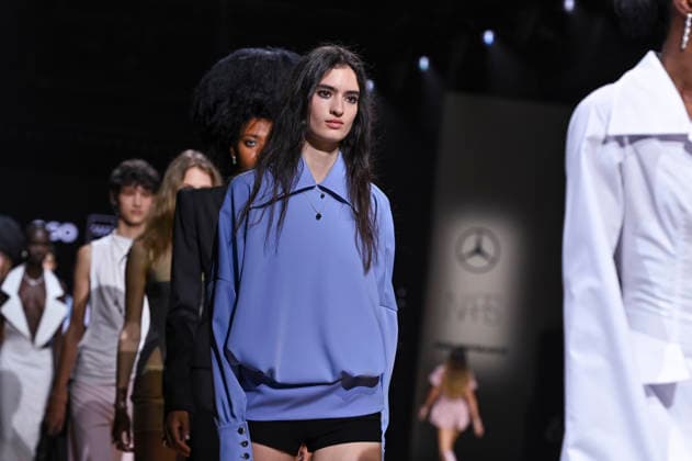Mercedes-Benz Fashion Week Madrid in Spain - 22 Mar 2026 Models walk the runway wearing a design by Pat Equilux during Mercedes-Benz Fashion Week de Madrid in IFEMA. Madrid Spain Copyright: xAtilanoxGarciax xSOPAxImagesx photos10305