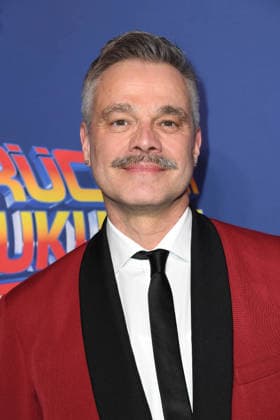 Raphael Schneider at the premiere of ZURÜCK IN DIE ZUKUNFT DAS MUSICAL at the Stage Operettenhaus in Hamburg on 22 03 2026