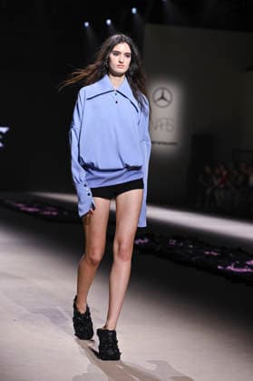 Mercedes-Benz Fashion Week Madrid in Spain - 22 Mar 2026 A model walks the runway wearing a design by Pat Equilux during Mercedes-Benz Fashion Week de Madrid in IFEMA. Madrid Spain Copyright: xAtilanoxGarciax xSOPAxImagesx photos10284