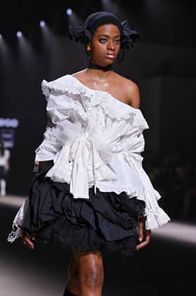 Mercedes-Benz Fashion Week Madrid in Spain - 22 Mar 2026 A model walks the runway wearing a design by Mericusan during Mercedes-Benz Fashion Week de Madrid in IFEMA. Madrid Spain Copyright: xAtilanoxGarciax xSOPAxImagesx photos10256