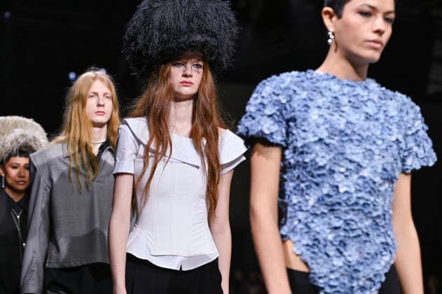 Mercedes-Benz Fashion Week Madrid in Spain - 22 Mar 2026 Models walk the runway wearing a design by Pat Equilux during Mercedes-Benz Fashion Week de Madrid in IFEMA. Madrid Spain Copyright: xAtilanoxGarciax xSOPAxImagesx photos10308