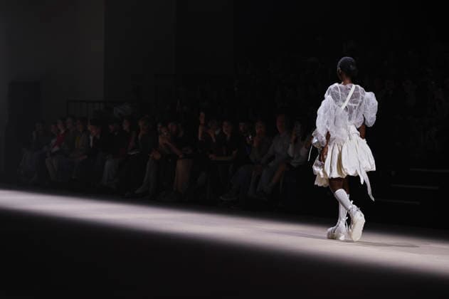 Mercedes-Benz Fashion Week Madrid in Spain - 22 Mar 2026 A model walks the runway wearing a design by Mericusan during Mercedes-Benz Fashion Week de Madrid in IFEMA. Madrid Spain Copyright: xAtilanoxGarciax xSOPAxImagesx photos10244