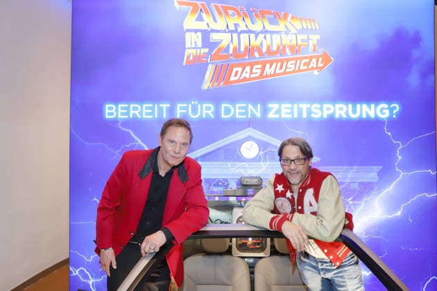 Premiere Zurueck in die Zukunft , Stage Operettenhaus Hamburg Dabian Harloff, Patrick Bach, Premiere Zurueck in die Zukunft , Stage Operettenhaus Hamburg, 22 03 2026 Copyright: xEventpressxBecherx
