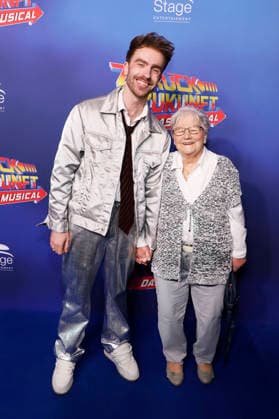 Felix Nieder and Grandma Waltraud at the premiere of the musical Back to the Future at Stage Operettenhaus Hamburg, 22 03 2026 Foto:xgbrcix xFuturexImagex zukunft_6309