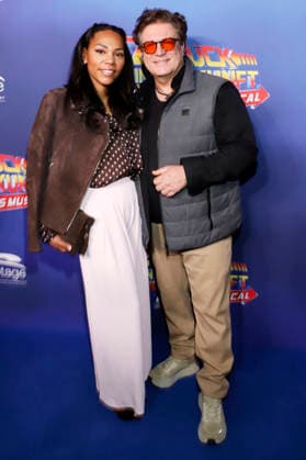 Francis Fulton Smith with partner Salomea Noemi at the premiere of the musical Back to the Future at Stage Operettenhaus Hamburg, 22 03 2026 Foto:xgbrcix xFuturexImagex zukunft_6340