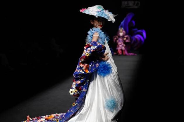 BEIJING, CHINA - MARCH 23: A model walks the runway at the Burning Star Power collection by designer Kang Ying on day 4 of China Fashion Week 2026 (Spring) at 798Â·751 PARK on March 23, 2026 in Beijing, China.  Copyright: xChinaxNewsxServicex 111630207682