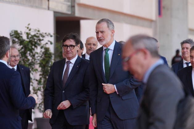 The King will inaugurate the International Food and Beverages Exhibition Alimentaria 2026, which celebrates its 50th anniversary King Felipe VI d , and the president of the Generalitat, Salvador Illa i , during the inauguration of the International Food and Beverages Exhibition Alimentaria 2026, at the Fira de Barcelona, on March 23, 2026, in L Hospitalet de Llobregat, Barcelona, Catalonia Spain The show brings together the entire value chain of the food sector, from retail to hotels, restaurants and cafes The event coincides with the 50th anniversary of Alimentaria, which was born in 1976 as the first major professional show in Spain dedicated to the food industry 23 MARCH 2026 Barcelona Barcelona Barcelona Spain Copyright: xDavidxZorrakinox 7388984