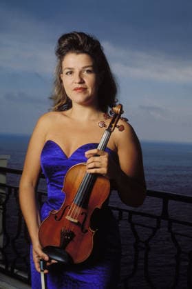 Portrait of Anne-Sophie (Anne Sophie) Mutter (violonist) 1996 Helene Bamberger Opale.photo La reproduction sous forme de tirage de cette image est soumise a une demande prealable d autorisation a l agence Opale.photo RECORD DATE NOT STATED *** Portrait of Anne Sophie Anne Sophie Mutter violonist 1996 Helene Bamberger Opale photo Reproduction of this image in print form is subject to prior authorization by Opale photo RECORD DATE NOT STATED  Copyright: x HelenexBAMBERGER Opale.photox