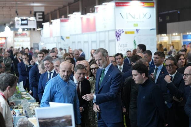 The King will inaugurate the International Food and Beverages Exhibition Alimentaria 2026, which celebrates its 50th anniversary King Felipe VI c during the inauguration of the International Food and Beverages Exhibition Alimentaria 2026, at the Fira de Barcelona, on 23 March 2026, in L Hospitalet de Llobregat, Barcelona, Catalunya Spain The show brings together the entire value chain of the food sector, from retail to hotels, restaurants and cafes The event coincides with the 50th anniversary of Alimentaria, which was born in 1976 as the first major professional show in Spain dedicated to the food industry 23 MARCH 2026 Barcelona Barcelona Barcelona Spain  Copyright: xDavidxZorrakinox 7389079