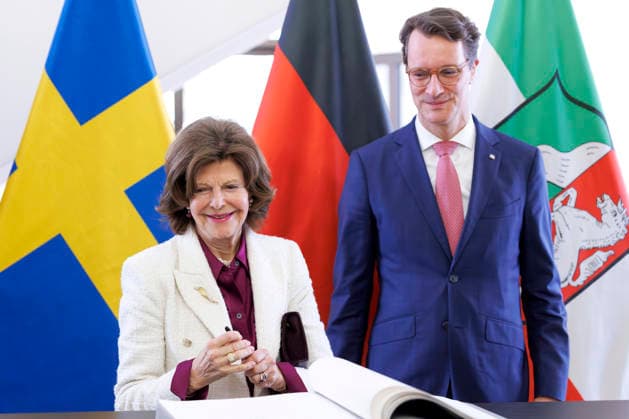 Queen Silvia of Sweden and NRW Minister President Hendrik Wüst CDU during their visit to the State Chancellery Düsseldorf Düsseldorf, 23 03 2026 NRW Germany Copyright: xChristophxHardtx