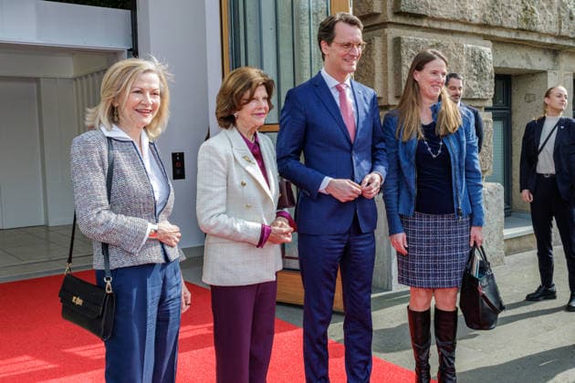 23 03 2026 Düsseldorf NRW Minister President Hendrik Wüst receives Her Majesty Queen Silvia of Sweden at the State Chancellery Düsseldorf State Chancellery North Rhine-Westphalia Germany