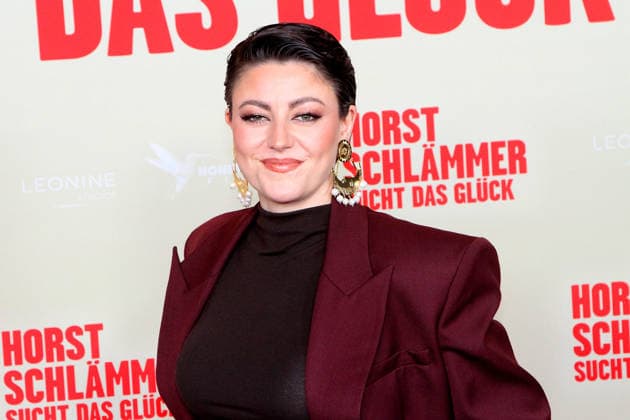 Tahnee Schaffarczyk attends the Horst Schlaemmer sucht das Glueck premiere at Cinemaxx Dammtor on March 24, 2026 in Hamburg, Germany Horst Schlaemmer sucht das Glueck Premiere in Hamburg, Germany