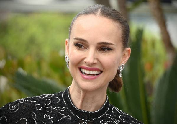 Natalie Portman Natalie Portman (in Dior) Photocall of the film Arco 78th Cannes Film Festival 16 May 2025 Photo Jacky Godard Copyright: xJackyxGodard Photo12x JGD25A00305 !ACHTUNG AUFNAHMEDATUM GESCHÄTZT!