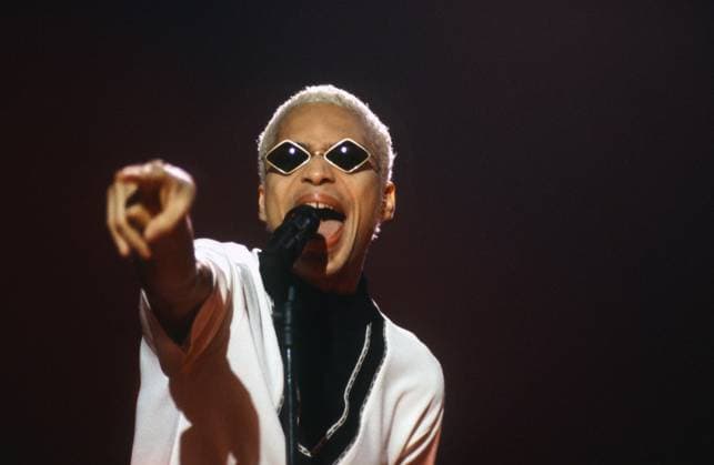 Terence Trent d Arby, 1995 American singer Terence Trent d Arby on stage at the Olympia in Paris in June 1995. Copyright: xJacquesxLoew Photo12x LWE25A00037 !ACHTUNG AUFNAHMEDATUM GESCHÄTZT!