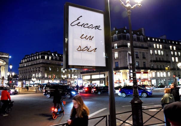Celine Dion s Song Titles Displayed In The Streets Of Paris Celine Dion s song titles are displayed in the streets of Paris, Pour que tu m aimes encore, Encore un soir, My Heart Will Go On, S il suffisait d aimer, Power of Love France on March 24, 2026. Photo by Alain Apaydin ABACAPRESS.COM Date de PDV ; 24 03 2026 Paris France  Copyright: xApaydinxAlain ABACAx