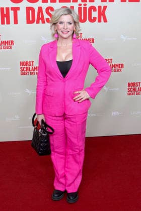 ABB SCHLAEMMER Eva Habermann as guest on the red carpet at the Hamburg premiere of the movie Horst Schlaemmer sucht das Glueck at Cinemaxx Damtor on Tuesday 24 03 2026 in Hamburg Hamburg Germany