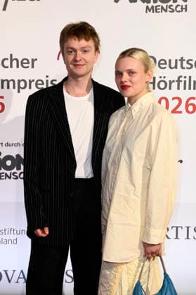 Laurids Schürmann and Emma Falck at the presentation of the 24 German Hearing Film Award 2026 at the Colosseum Filmtheater Berlin, 24 03 2026 Foto:xN.xKubelkax xFuturexImagex hoerfilmpreis_6309