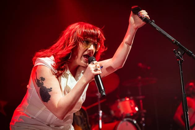 CMAT live in Oslo, Norway Oslo, Norway. 24th, March 2026. The Irish singer and songwriter CMAT performs a live concert at Rockefeller in Oslo. Norway, Oslo  Copyright: xGonzalesxPhoto TordxLitleskarex