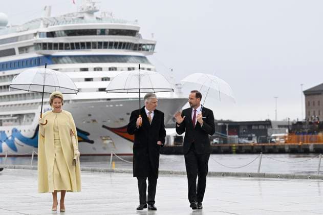 State Visit of King Philippe and Queen Mathilde to Norway (Day 2) OSLO, NORWAY - MARCH 25 : State Visit of King Philippe and Queen Mathilde to Norway (Day 2) : Arrival and walk to the Opera House with Prince Haakon of Norway on March 25, 2026 in Oslo, Norway, 25 03 2026 Oslo Norway  Copyright: xDidierxLebrunx