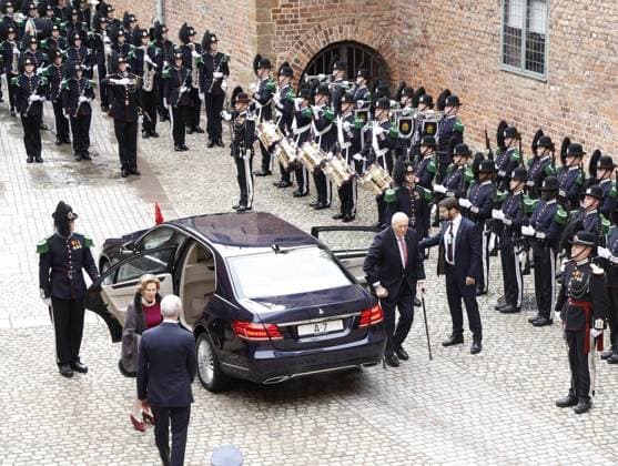 Queen Sonja of Norway and King Harald V of Norway pictured at the arrival at the Akershus Fortress castle for a lunch, in Oslo, on day two of the official state visit of the Belgian royal couple to Norway, on Wednesday 25 March 2026. Belgian monarchs are on an official state visit to Norway from 24 to 26 March 2026.  BENOITxDOPPAGNE 168886698