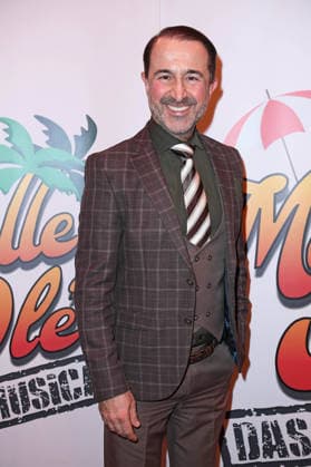 Bedo Bülent Kayaturan at the premiere of MALLE OLE DAS MUSICAL DAS BALLERT at the First Stage Theater in Hamburg on 25 03 2026