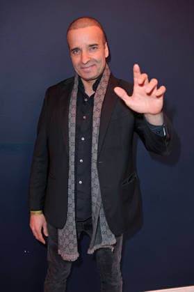 Imad Magician at the premiere of MALLE OLE DAS MUSICAL DAS BALLERT at the First Stage Theater in Hamburg on 25 03 2026