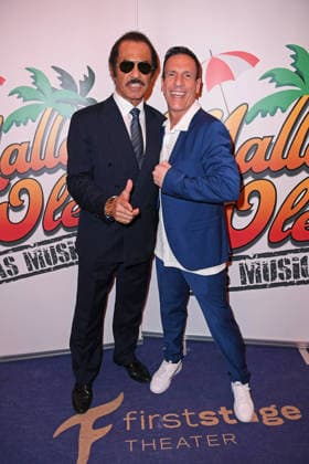 Kalle Schwensen, Harald Reitinger at the premiere of MALLE OLE DAS MUSICAL DAS BALLERT at the First Stage Theater in Hamburg on 25 03 2026