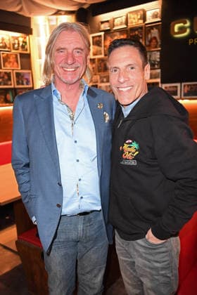 Frank Otto, Harald Reitinger at the premiere of MALLE OLE DAS MUSICAL DAS BALLERT at the First Stage Theater in Hamburg on 25 03 2026