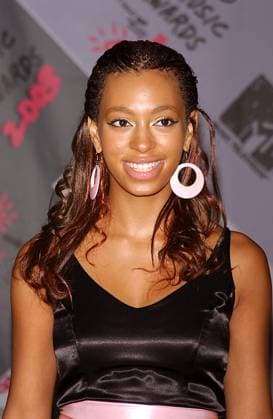 VMA AR ARRIVAL Aug. 28, 2003 - K324461AR..MTV VIDEO MUSIC AWARDS. ARRIVALS..RADIO CITY MUSIC HALL, NEW YORK CITY.. ANDREA RENAULT 2003.08 28 2003.SOLANGE KNOWLES Copyright: xAndreaxRenaultx