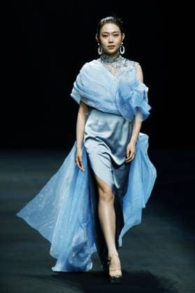 BEIJING, CHINA - MARCH 26: A model walks the runway at the XiaoZhuangTangYun collection by designer Midori on day 7 of China Fashion Week 2026 (Spring) at 798Â·751 PARK on March 26, 2026 in Beijing, China.  Copyright: xChinaxNewsxServicex 111630841981