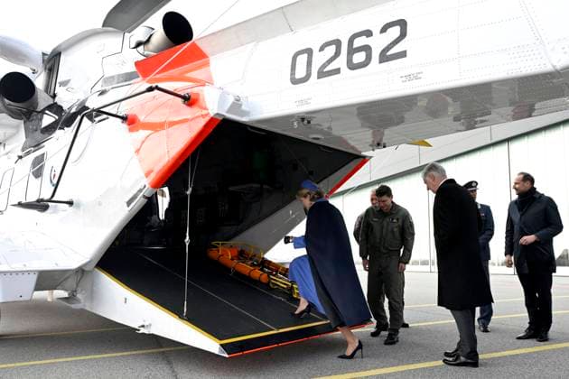 State Visit of King Philippe and Queen Mathilde to Norway (Day 3) STAVANGER, NORWAY - MARCH 26 : State Visit of King Philippe and Queen Mathilde to Norway (Day 3) : - Sola Air Station : Norway-Belgium Defence security cooperation with Minister Theo Francken (N-VA) on March 26, 2026 in Stavanger, Norway, 26 03 2026 Stavanger Norway  Copyright: xDidierxLebrunx