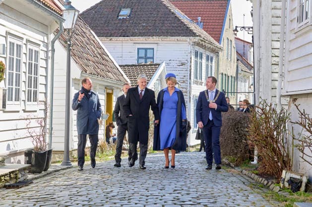 Belgian Royal Couple Visits Norway - Day 3 Queen Mathilde and King Philippe of Belgium with Prince Haakon during the Visited the old village of Stavanger in Norway on March 25, 2026, during the second day of the official visit in Norway. Photo by Olivier Polet ABACAPRESS.COM Stavanger Norway  Copyright: xPoletxOlivier ABACAx