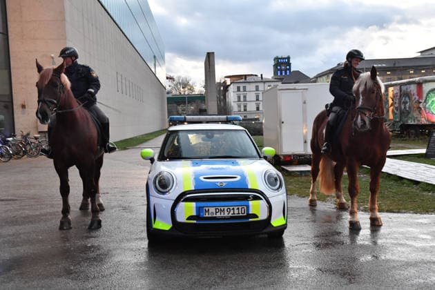Police car and riding squad Premiere Tatort Unvergänglich Part 1 Television, Film HFF Audimax Munich March 26, 2026