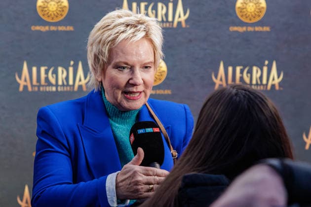 26 03 2026 Düsseldorf Cirque du Soleil Alegria Red Carpet on the evening of the Düsseldorf premiere Here Birgit Biggi Lechtermann Düsseldorf Gerresheim Glasmacherviertel North Rhine-Westphalia Germany