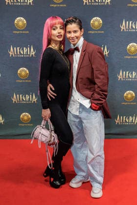 26 03 2026 Düsseldorf Cirque du Soleil Alegria Red Carpet on the evening of the Düsseldorf premiere Here l r Chantal Jale Kirman and Hanna Sökeland Düsseldorf Gerresheim Glasmacherviertel North Rhine-Westphalia Germany