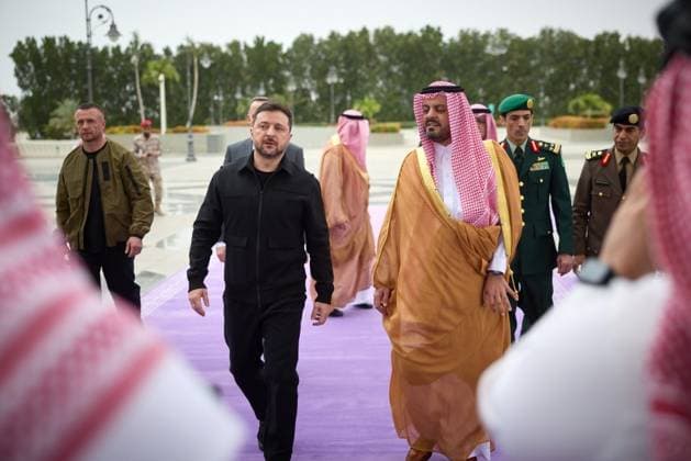 Ukrainian President Volodymyr Zelenskyy arrives in Saudi Arabia for a working visit, where he will hold talks with Saudi officials on bilateral relations, Ukrainian President Volodymyr Zelenskyy arrives in Saudi Arabia for a working visit, where he will hold talks with Saudi officials on bilateral relations, developments in the Ukrainian crisis, and regional and international issues. Riyadh, Saudi Arabia, March 27, 2026. Photo by PRESIDENT OF UKRAINE apaimages Ukraine Ukraine Ukraine 270326_Saudi_UPO_00(16).jpeg Copyright: xapaimagesxPRESIDENTxOFxUKRAINEx xapaimagesx