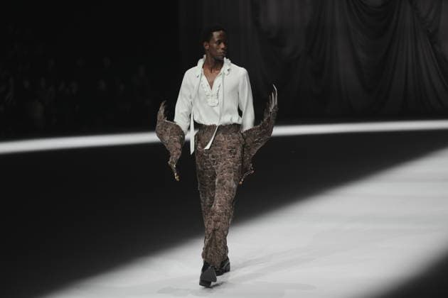 March 27, 2026, Beijing, China: A model walks the runway at the Zickness show by designer Zic during 2026 China International Fashion Week Beijing China  - ZUMAx102 20260327_zsp_x102_020 Copyright: xPeterxCooperx